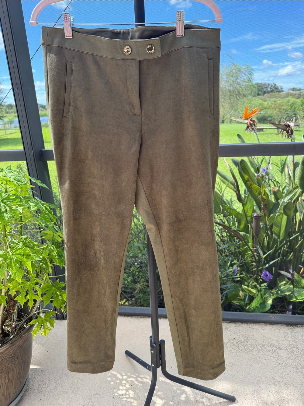 Anne Klein Olive Suede-Look Cropped Ankle Pants